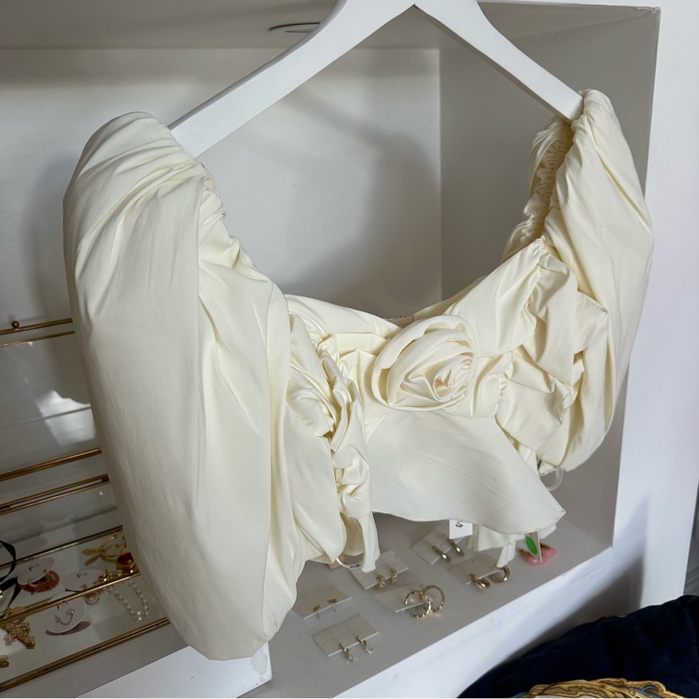 NEW For Love & Lemons Judith Crop Blouse Cream Rosette